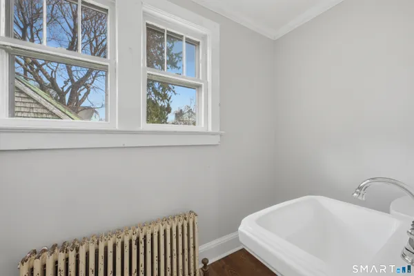 $2,000 | 45 Dunham Street, Norwich, CT 06360