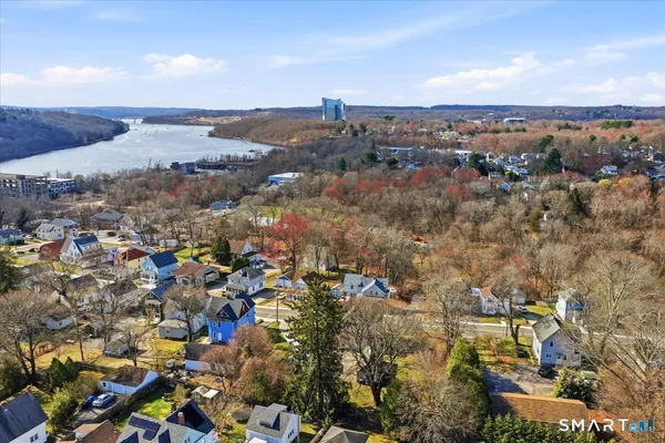 $2,000 | 45 Dunham Street, Norwich, CT 06360