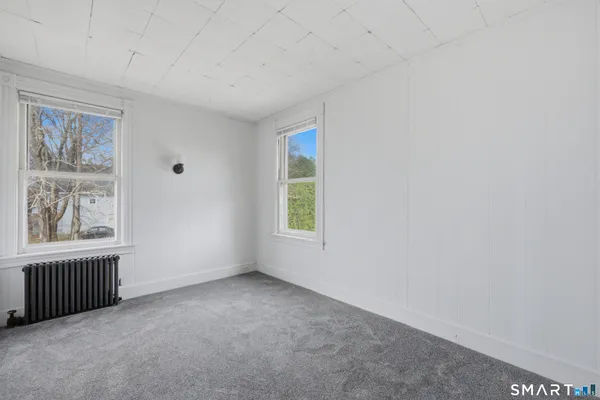 $2,000 | 45 Dunham Street, Norwich, CT 06360