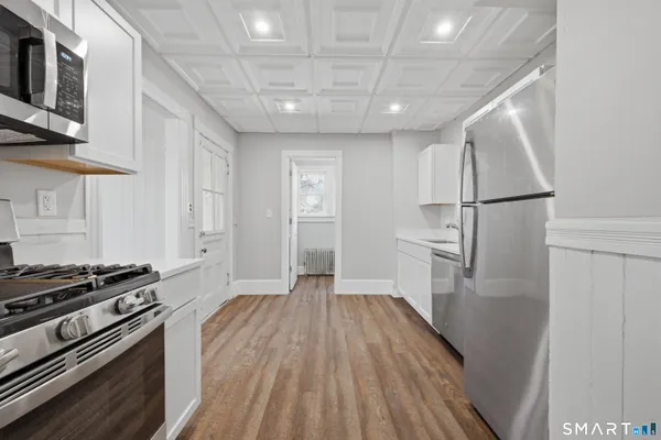 $2,000 | 45 Dunham Street, Norwich, CT 06360