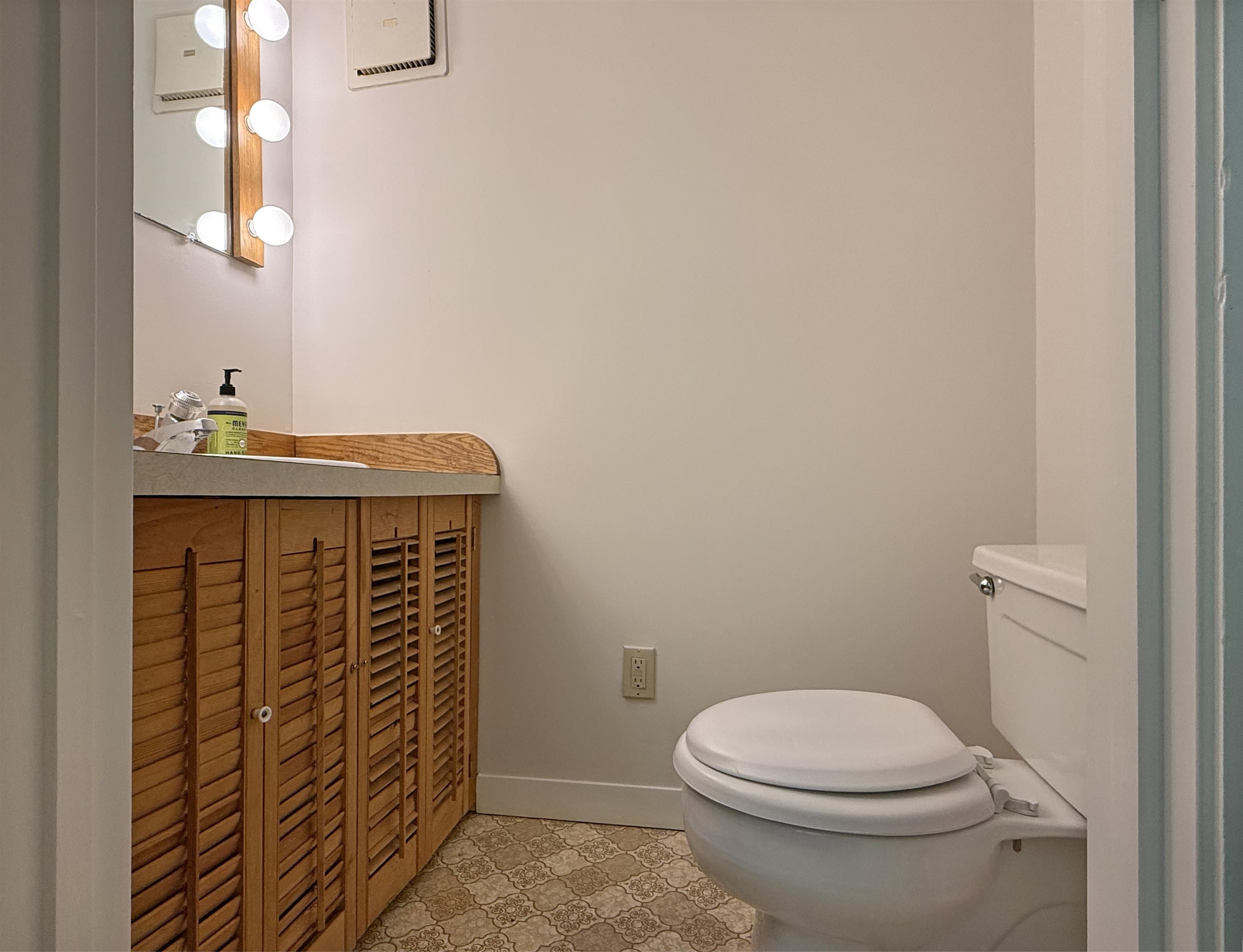 954 Butternut Hill Road, Unit D5 Waitsfield, VT 05673 - Photo 21 of 31 Gallery Image 21