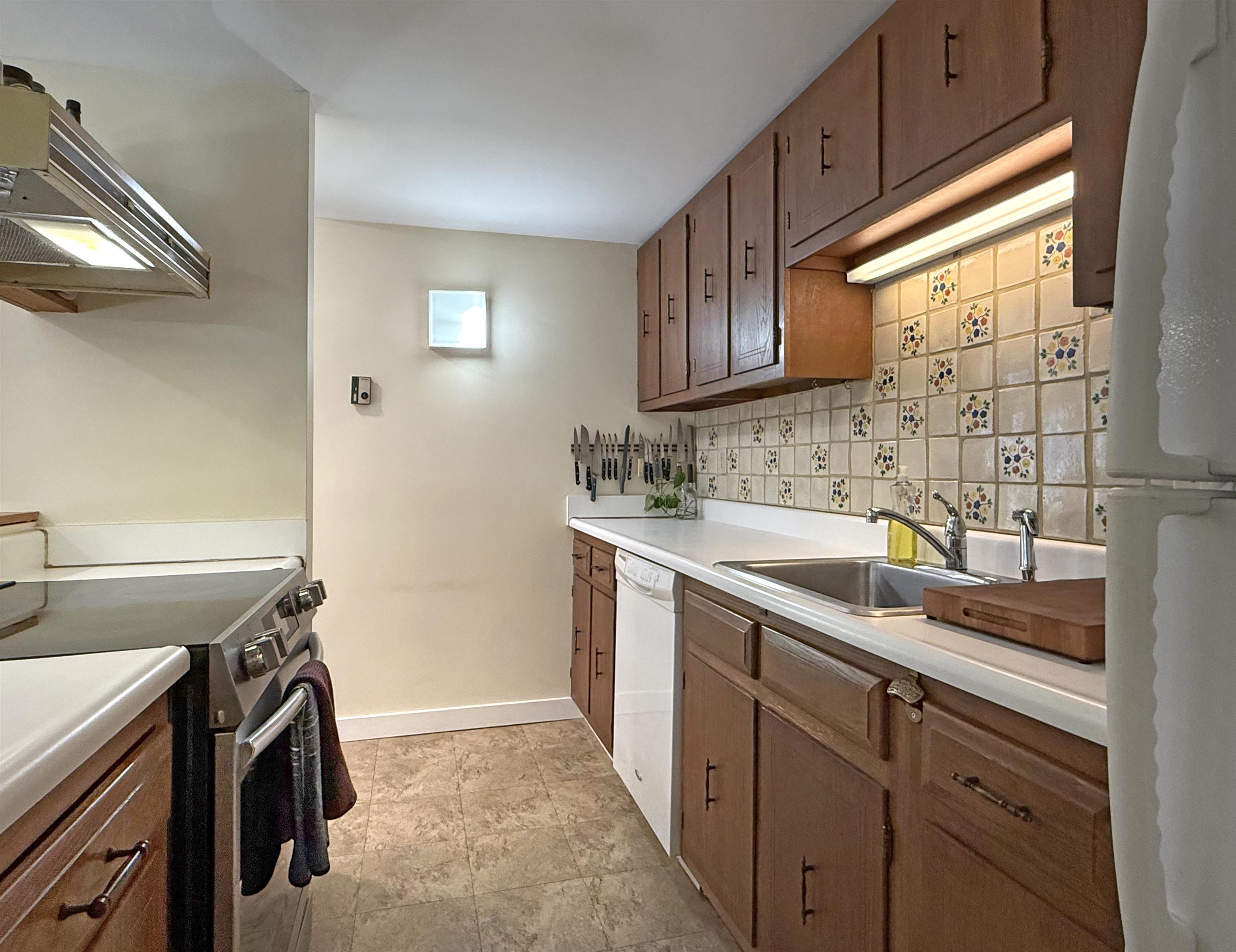 954 Butternut Hill Road, Unit D5 Waitsfield, VT 05673 - Photo 10 of 31 Gallery Image 10