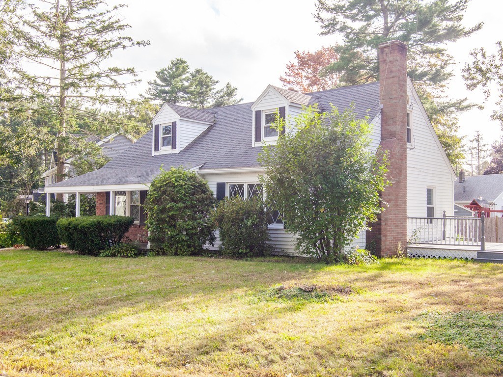 11 Hathaway Road Wilmington, MA 01887 - Photo 1 of 12