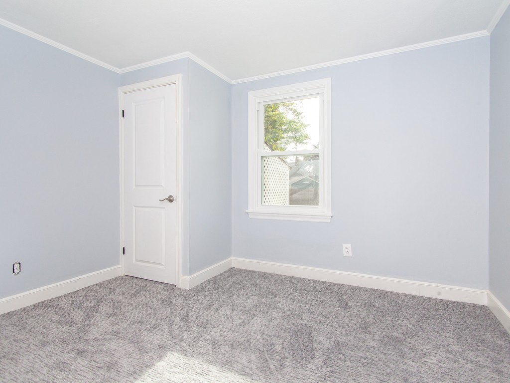 11 Hathaway Road Wilmington, MA 01887 - Photo 8 of 12