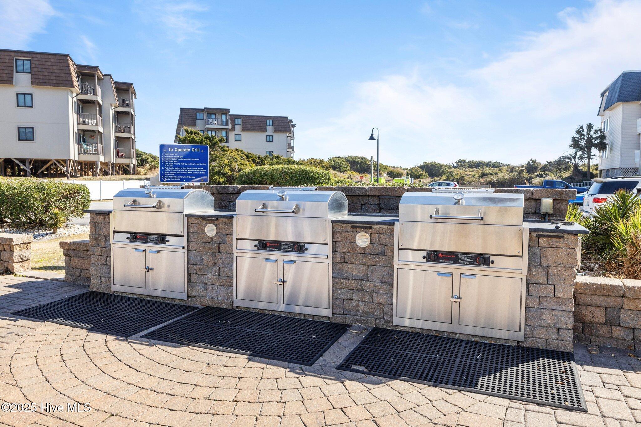 1904 East Fort Macon Road, Unit 180 Atlantic Beach, NC 28512 - Photo 26 of 38 Outdoor Grill Amenities