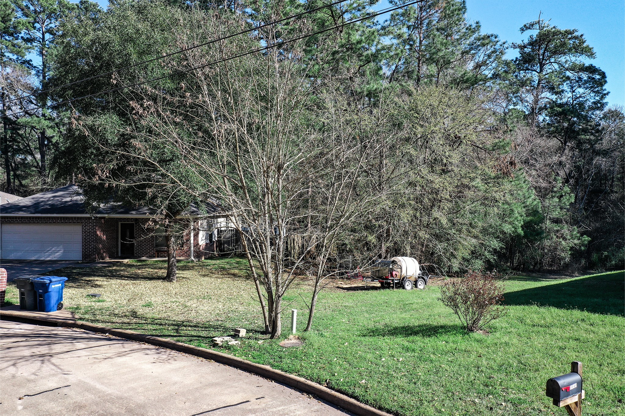 3138 Winding Way Huntsville, TX 77340 - Photo 3 of 9