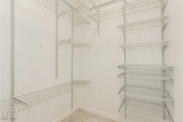 $2,250 | 6358 Meadowlark Lane, Las Vegas, NV 89103