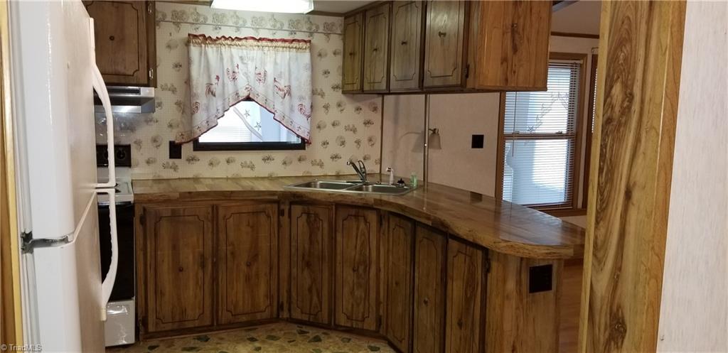 276 Bluemont Road Mount Airy, NC 27030 - Photo 16 of 32 Gallery Image 16