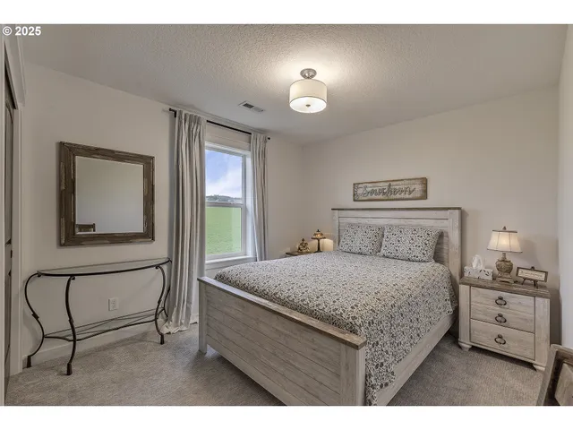 $475,000 | 1028 East 16th Street, Lafayette, OR 97127