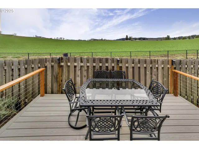 $475,000 | 1028 East 16th Street, Lafayette, OR 97127