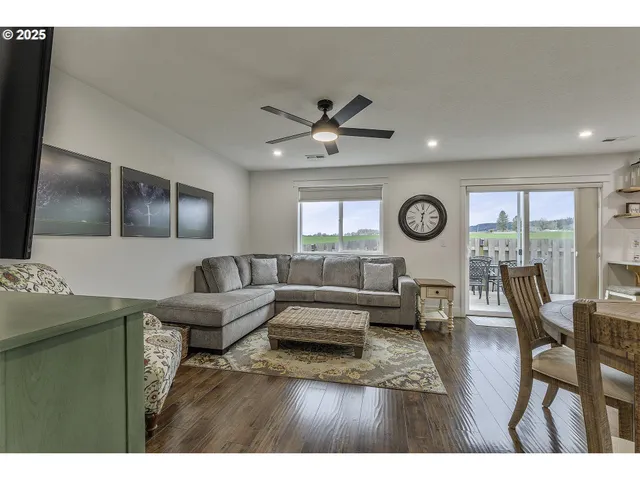 $475,000 | 1028 East 16th Street, Lafayette, OR 97127