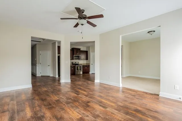 $2,015 | 1209 Catawba Way, Murfreesboro, TN 37130