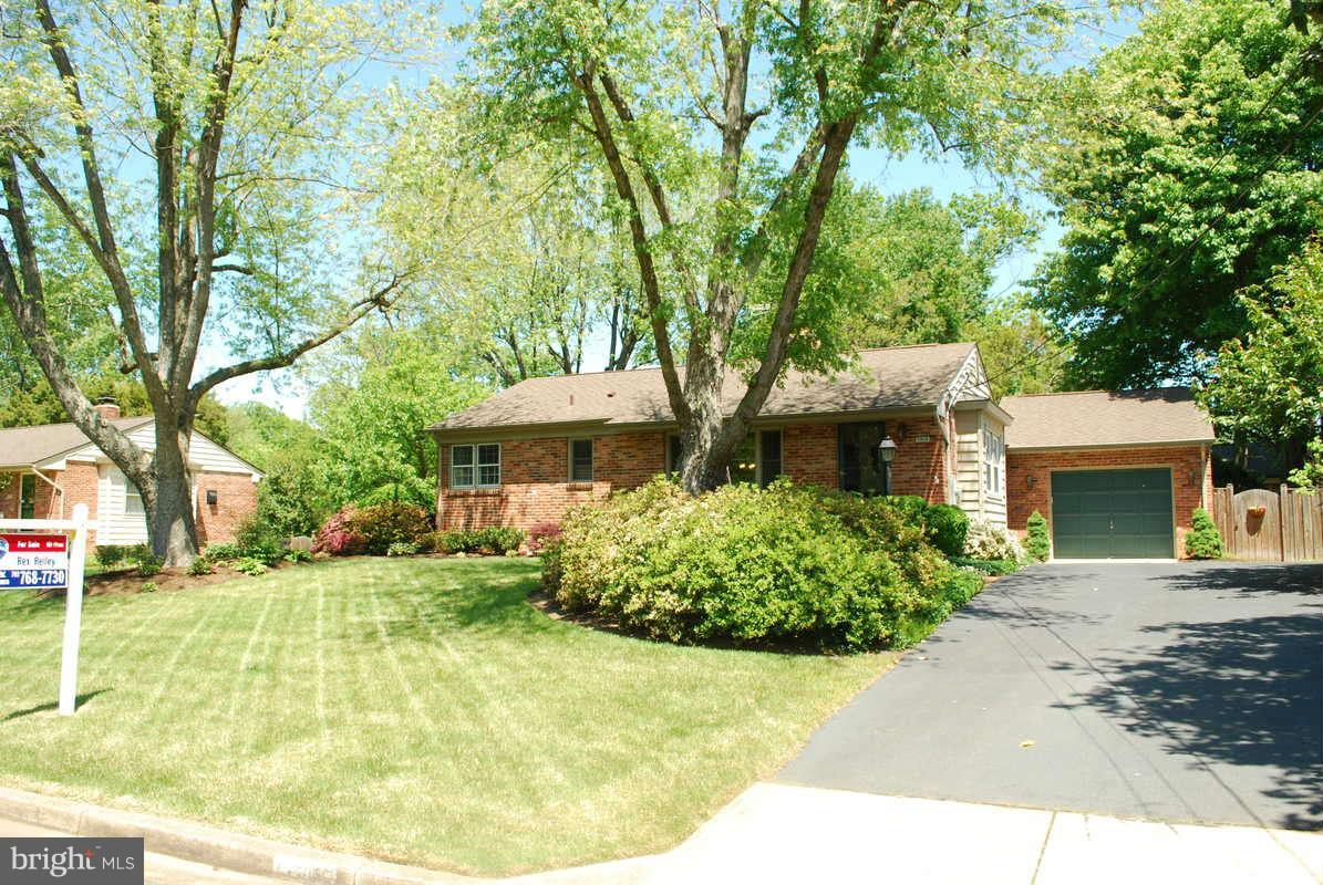 7919 Bainbridge Road Alexandria, VA 22308 - Photo 1 of 22 Exterior (Front)