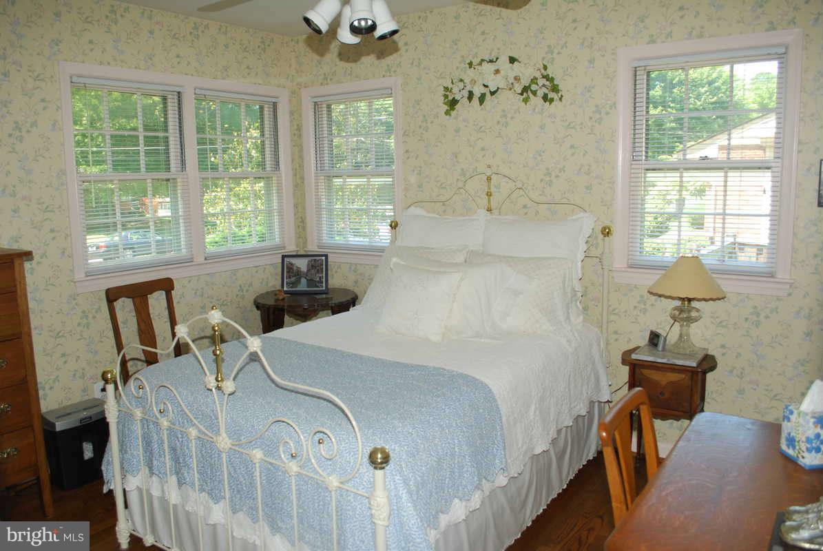 7919 Bainbridge Road Alexandria, VA 22308 - Photo 16 of 22 Bedroom