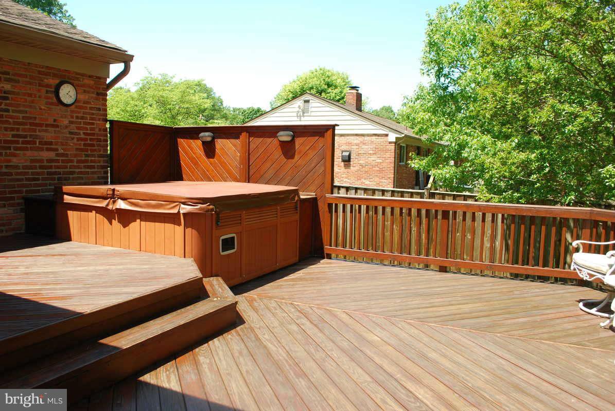 7919 Bainbridge Road Alexandria, VA 22308 - Photo 21 of 22 Exterior (Rear)