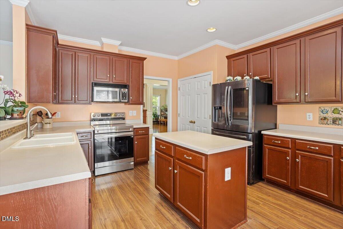 129 Okamato Street Raleigh, NC 27603 - Photo 11 of 46 Kitchen