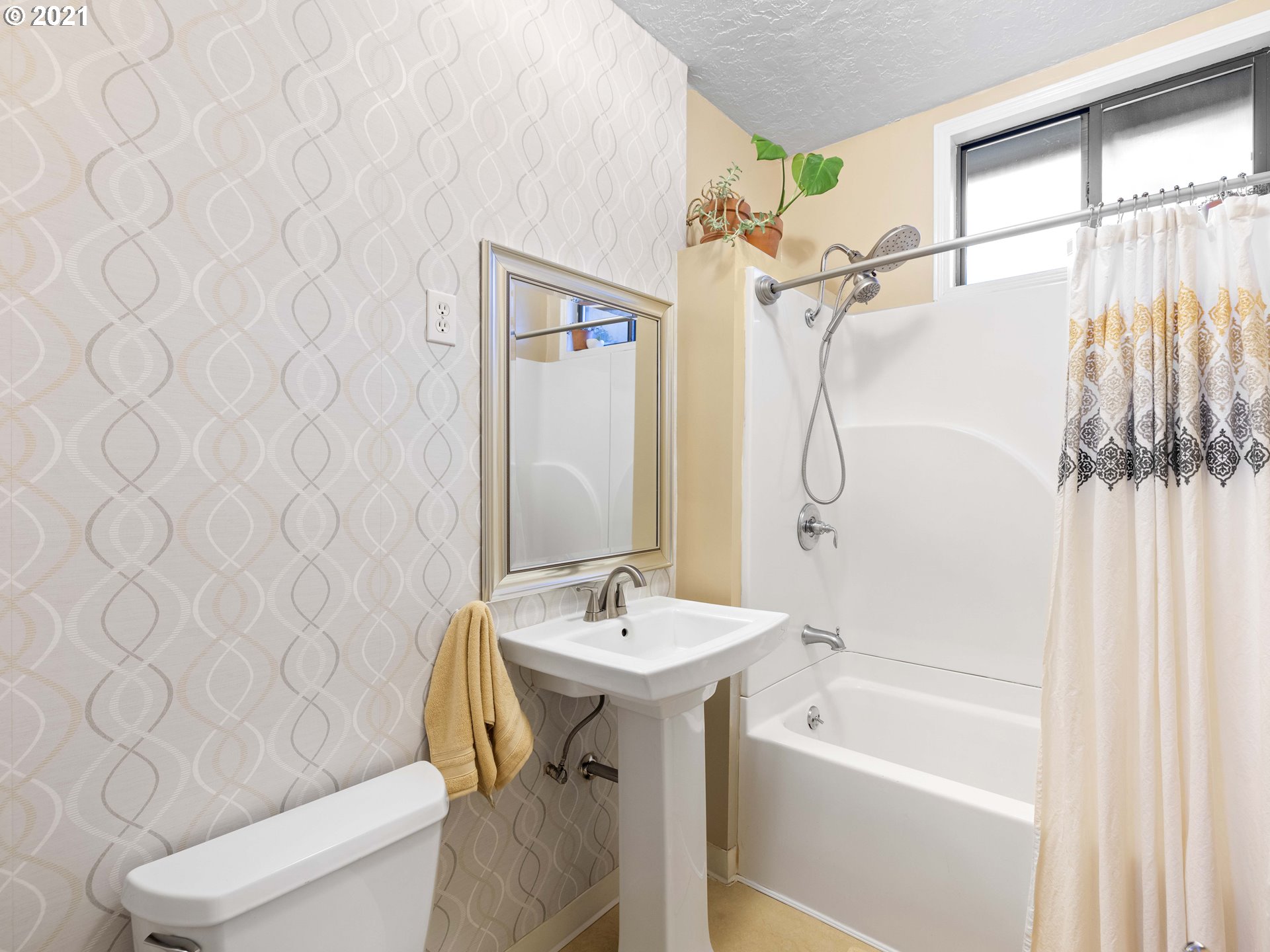 1727 North Rosa Parks Way Portland, OR 97217 - Photo 9 of 25 Gallery Image 9