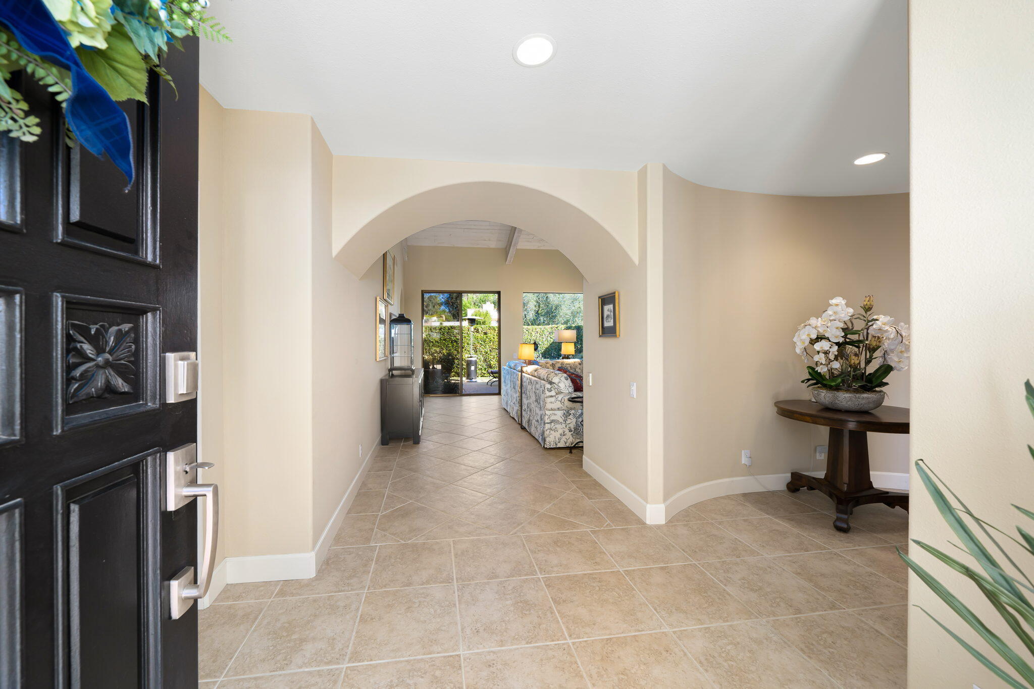 818 Inverness Drive Rancho Mirage, CA 92270 - Photo 10 of 43 a view interior of a house and natural light