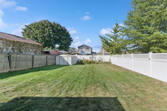 $649,000 | 906 Ardmore Place, Bellmore, NY 11710