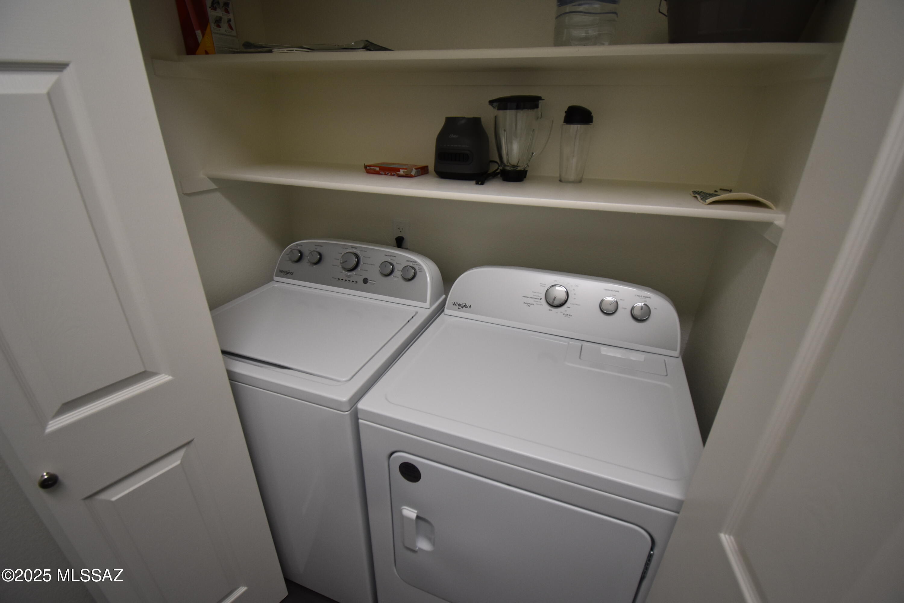 1200 East River Road, Unit J122 Tucson, AZ 85718 - Photo 11 of 14