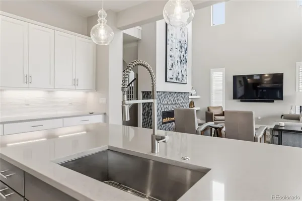 $1,399,000 | 489 Meadowleaf Lane, Highlands Ranch, CO 80126