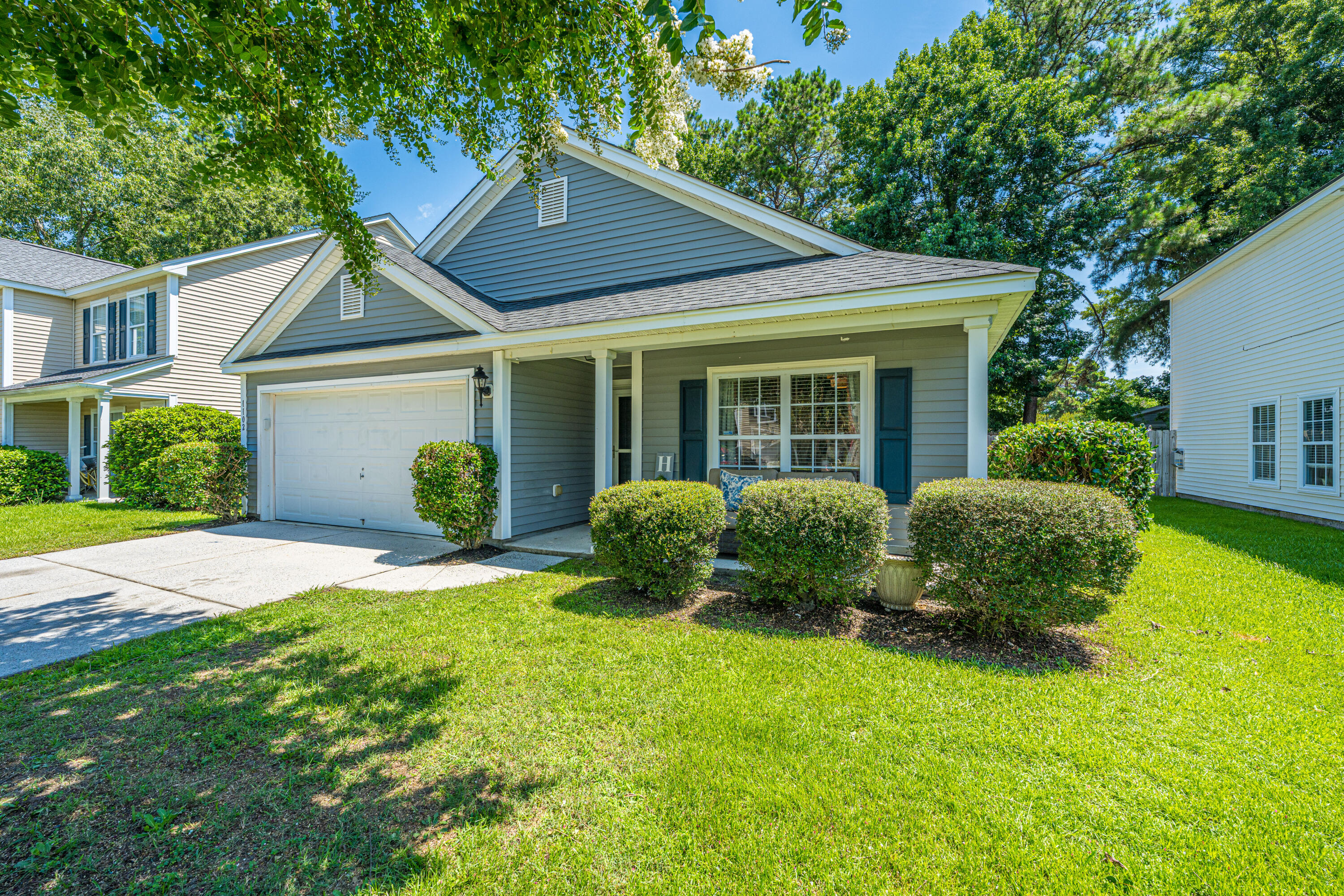 1102 Deerberry Road Goose Creek, SC 29445 - Photo 4 of 31 1102DeerberryRd004