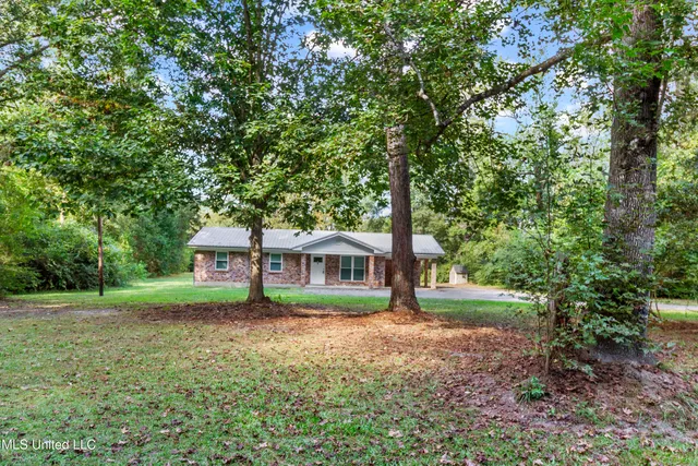 $200,000 | 13109 Oak Haven Drive, Moss Point, MS 39562