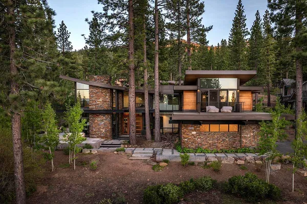 $6,995,000 | 2606 Elsinore Court, Truckee, CA 96161