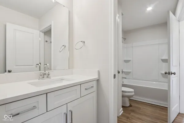 $909,900 | 9457 North Dogwood Drive, McCordsville, IN 46055