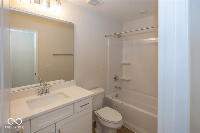 $914,900 | 9457 North Dogwood Drive, McCordsville, IN 46055