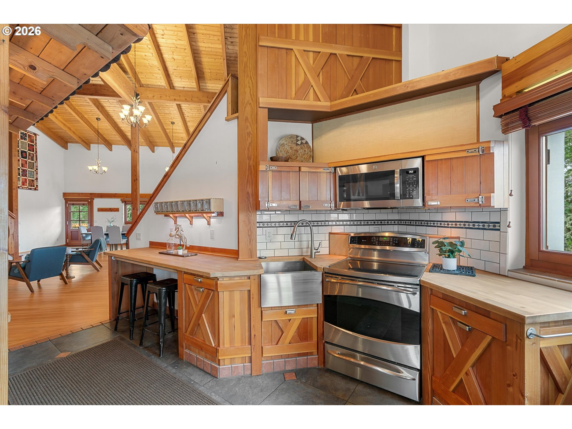 2550 Stiles Road Dallas, OR 97338 - Photo 13 of 48