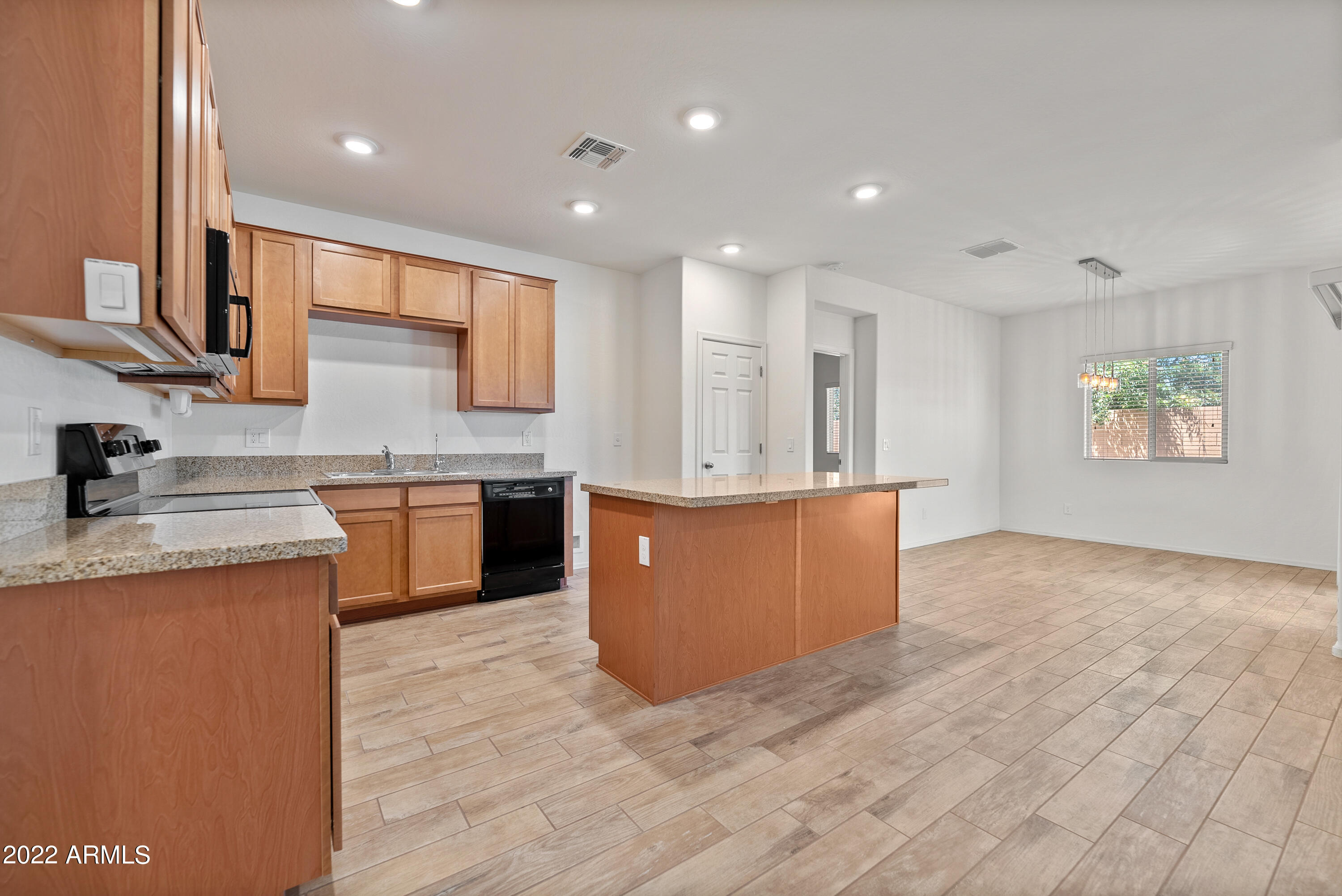 4060 West Coles Road Laveen, AZ 85339 - Photo 8 of 18 B1E66541-FBE7-42CA-9BD5-3EAC835DD5B6