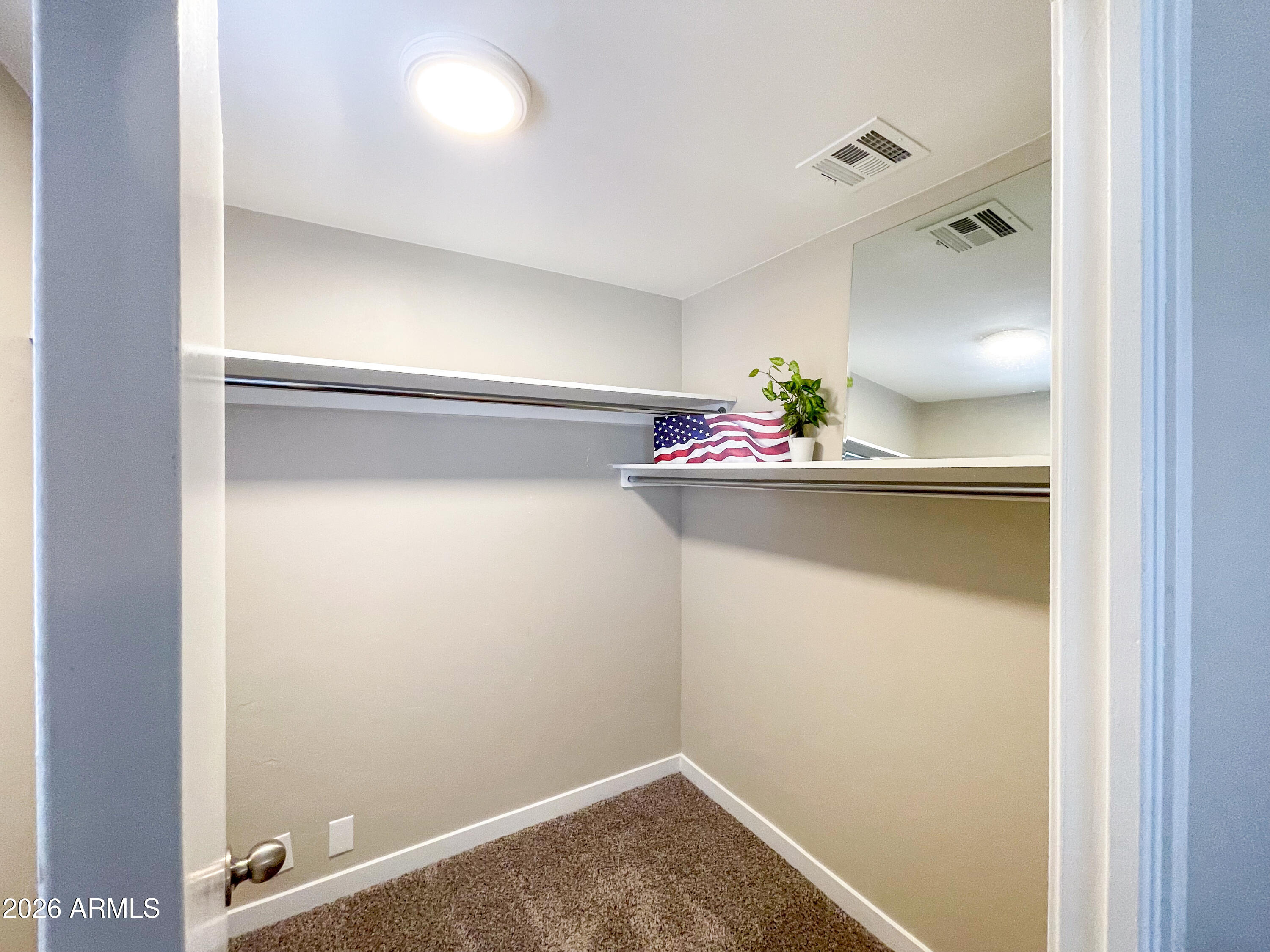 645 Barlow Street Colorado City, AZ 86021 - Photo 22 of 48 Primary Closet