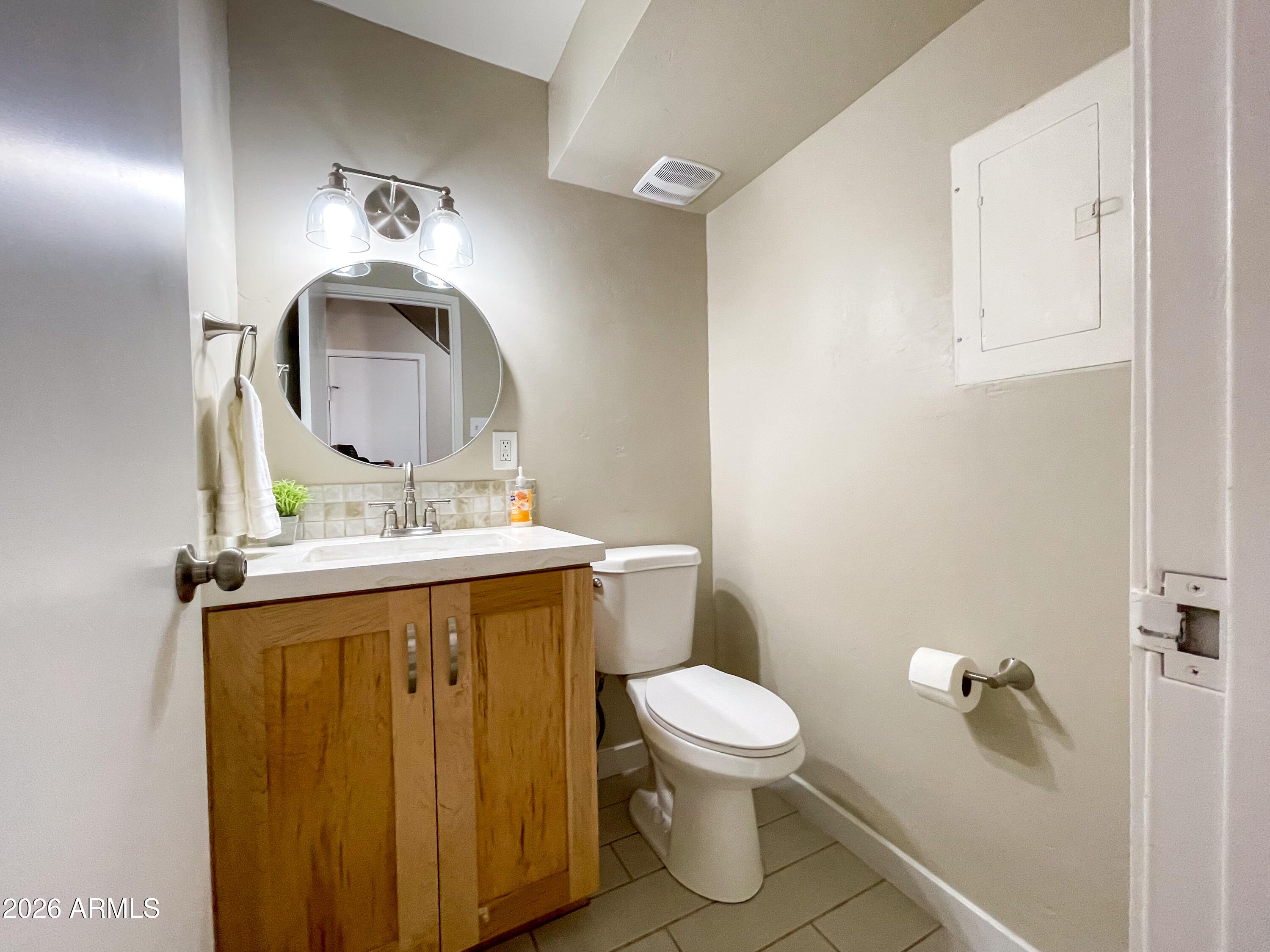 645 Barlow Street Colorado City, AZ 86021 - Photo 8 of 48 Main Level 1/2 Bath