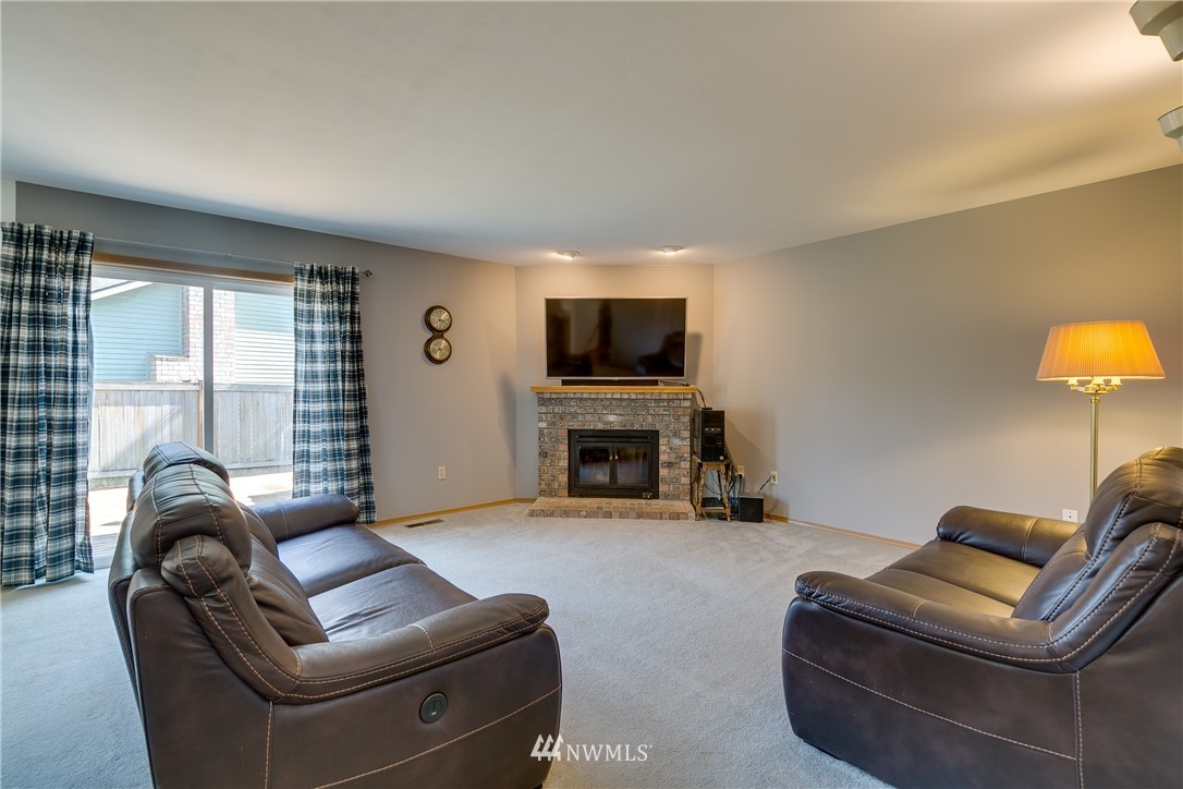 3210 210th Street Southeast Bothell, WA 98021 - Photo 13 of 25