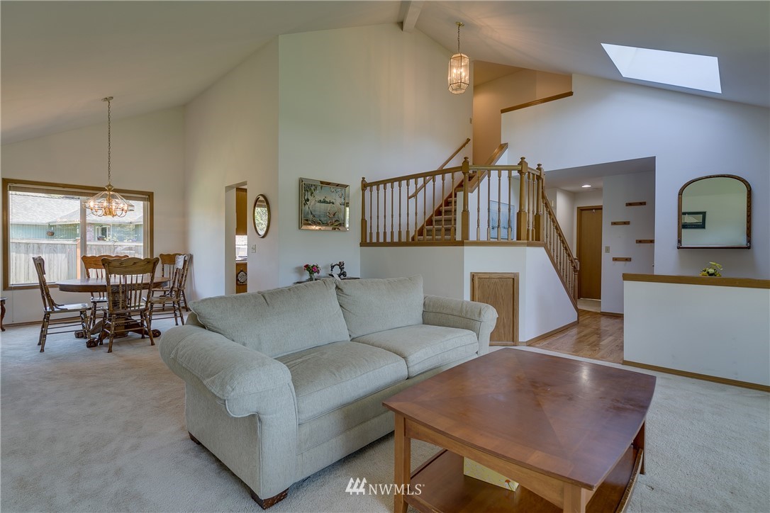 3210 210th Street Southeast Bothell, WA 98021 - Photo 3 of 25