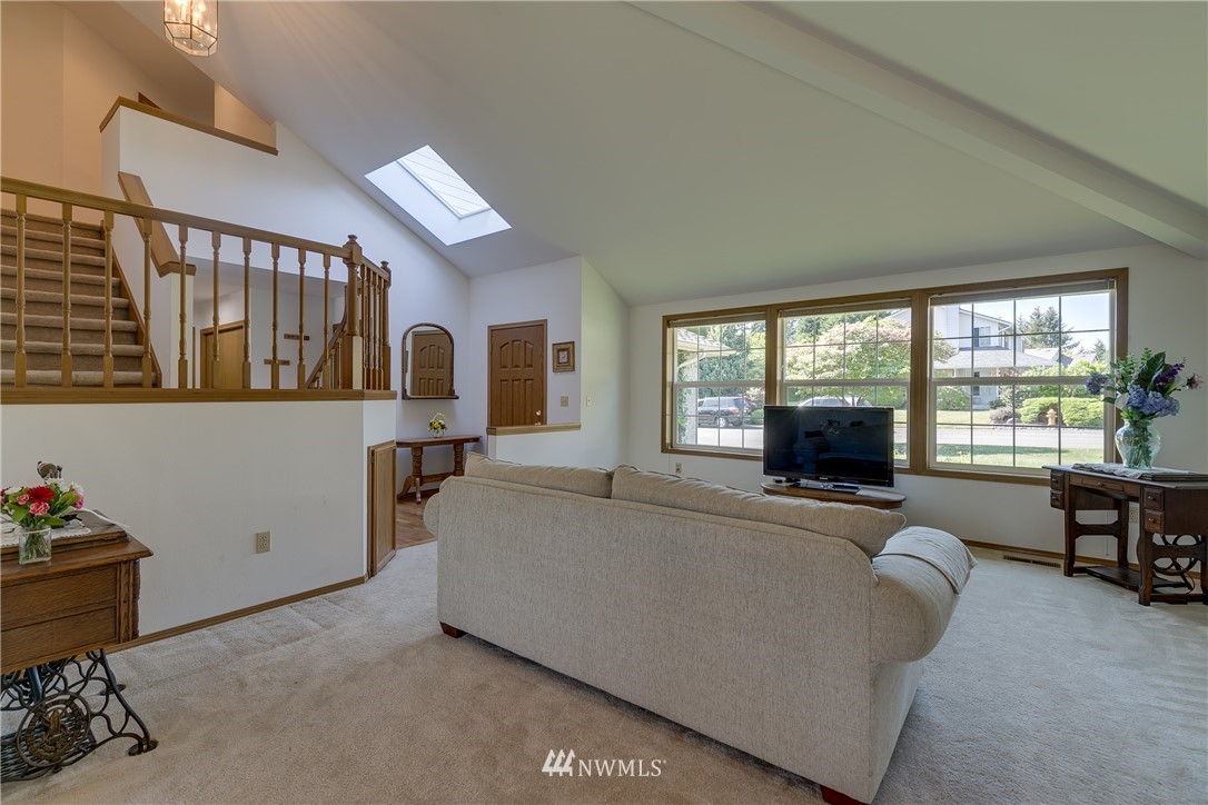 3210 210th Street Southeast Bothell, WA 98021 - Photo 4 of 25