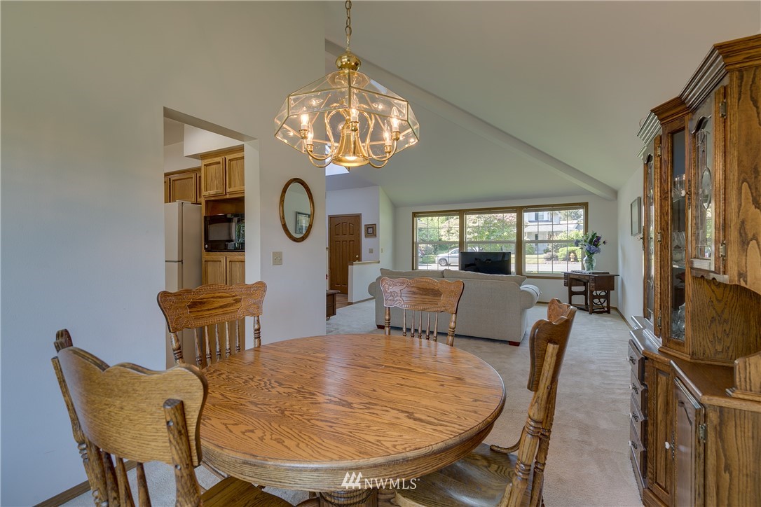 3210 210th Street Southeast Bothell, WA 98021 - Photo 6 of 25