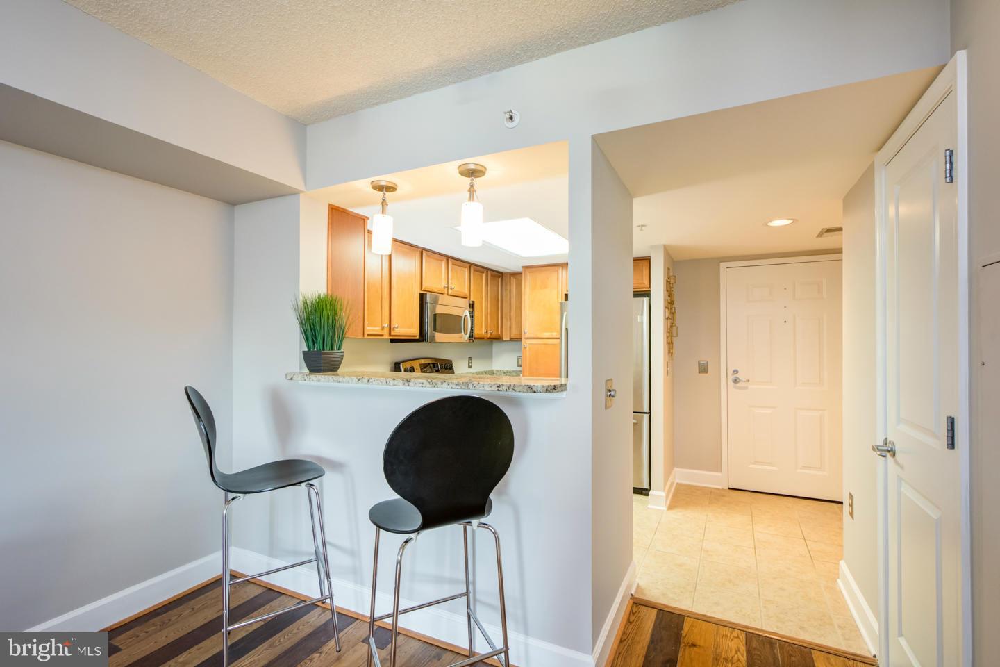 11800 Sunset Hills Road, Unit 301 Reston, VA 20190 - Photo 5 of 22 Interior (General)