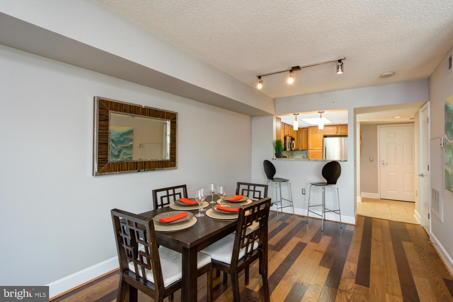 11800 Sunset Hills Road, Unit 301 Reston, VA 20190 - Photo 7 of 22 Interior (General)