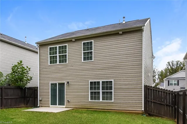 $1,875 | 4455 Oak Pointe Drive, Winston-Salem, NC 27105