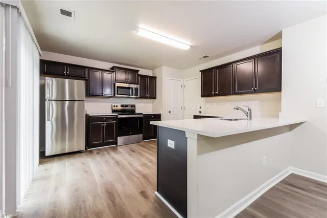 $1,875 | 4455 Oak Pointe Drive, Winston-Salem, NC 27105