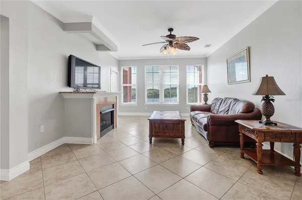 $410,000 | 2731 Via Capri, Unit 928, Clearwater, FL 33764