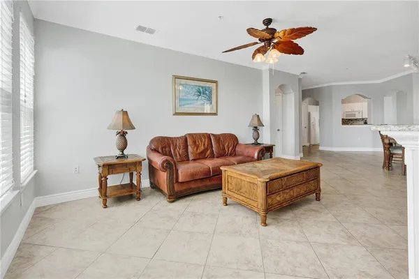 $410,000 | 2731 Via Capri, Unit 928, Clearwater, FL 33764