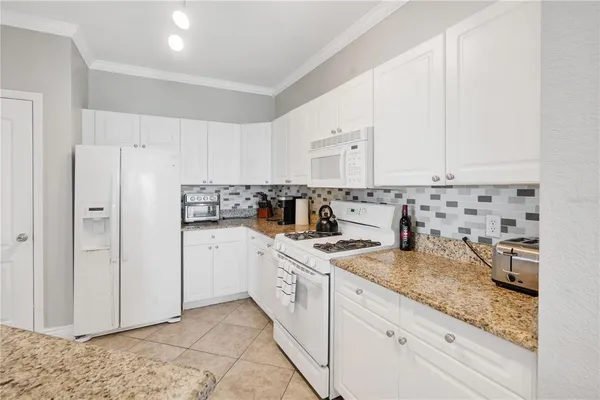 $410,000 | 2731 Via Capri, Unit 928, Clearwater, FL 33764