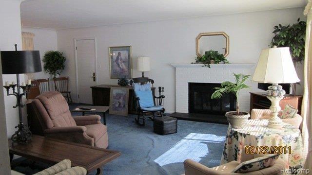 855 East Square Lake Road Troy, MI 48085 - Photo 17 of 25 855 East Square Lake Road 032
