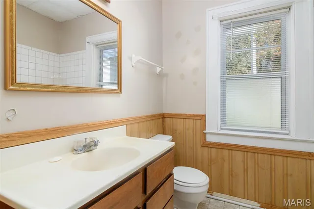 $85,000 | 511 12th Street, Highland, IL 62249