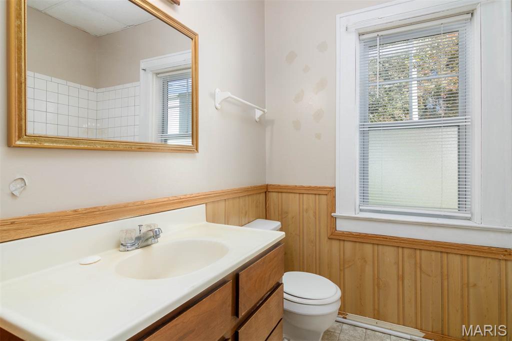 511 12th Street Highland, IL 62249 - Photo 13 of 41