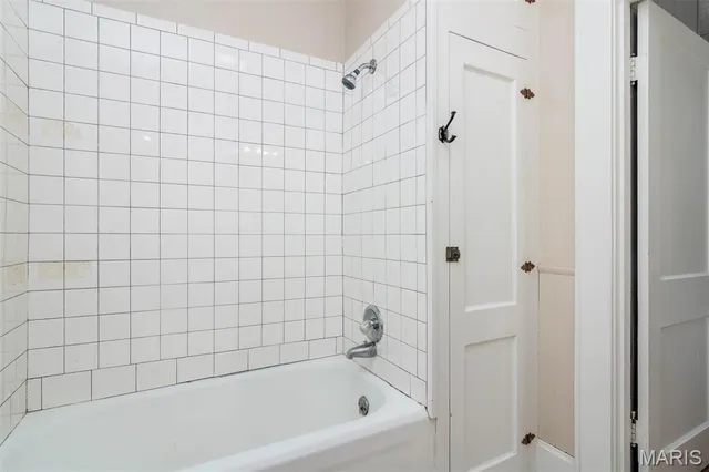 $85,000 | 511 12th Street, Highland, IL 62249