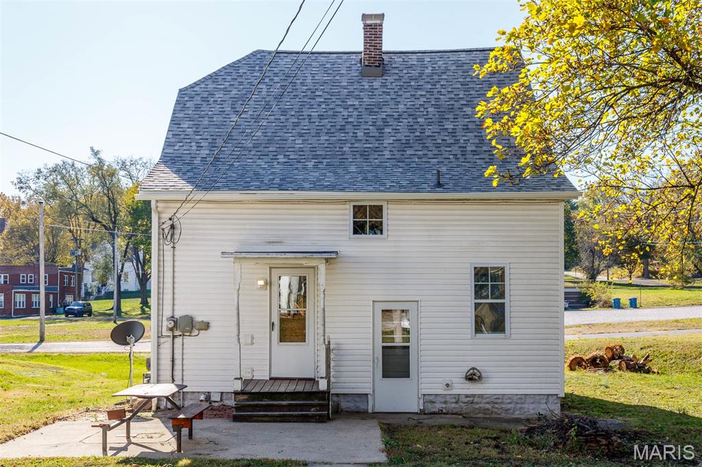 511 12th Street Highland, IL 62249 - Photo 24 of 41